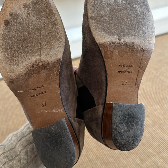 Golden goose taupe/grey suede booties - Picture 8 of 8